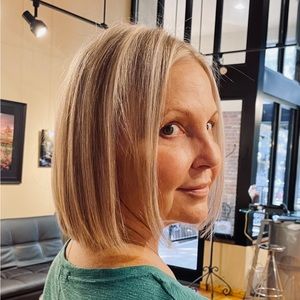 Meet your Posher, Jenevieve